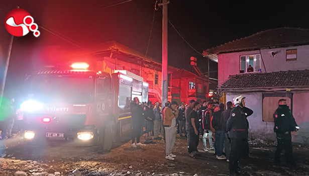 "Evimizi yakanı bulun" diye isyan ettiler