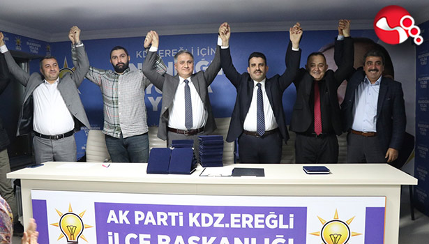 AK Parti'de birlik, beraberlik fotoğrafı...