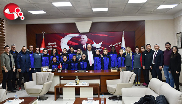 “Kadın Futbolu ile GURUR DUYUYORUZ..."