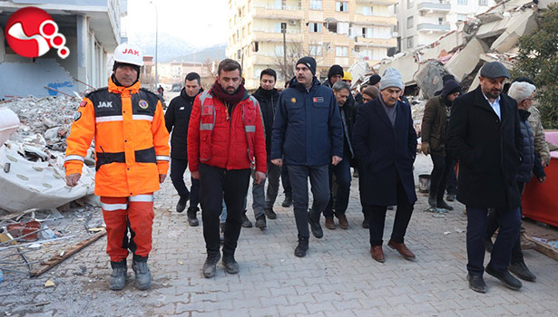 Bakan Kurum'dan deprem bölgesinde önemli açıklamalar...