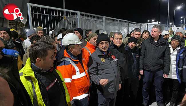 Bakan Dönmez, madencilere teşekkür etti...