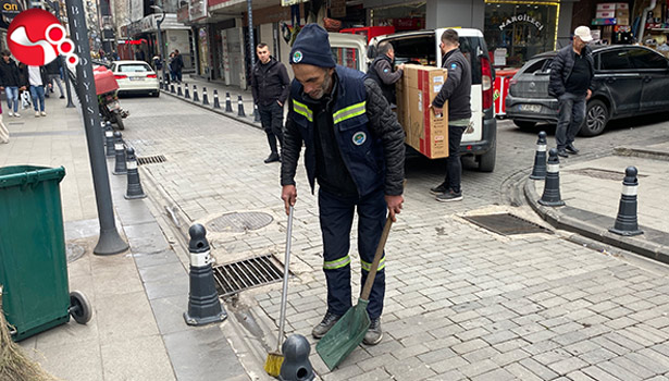 Temizlik Personelinden deprem bölgesine kefen desteği!..
