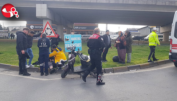 Kontrolsüz kavşak kaza...