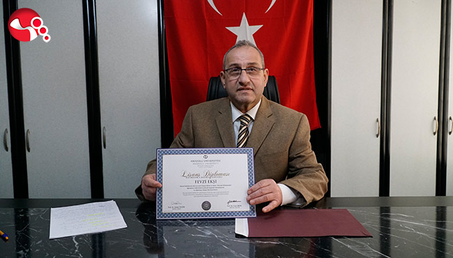 6 senede 5 üniversite bitirdi