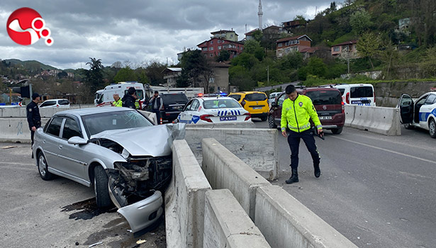 Kontrolden çıktı, duvara çarptı