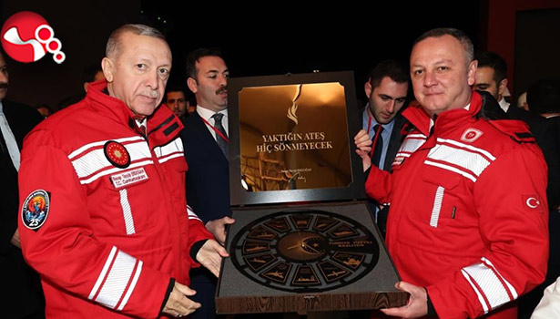 Başkan Alan, Cumhurbaşkanı Erdoğan'a hediye etti