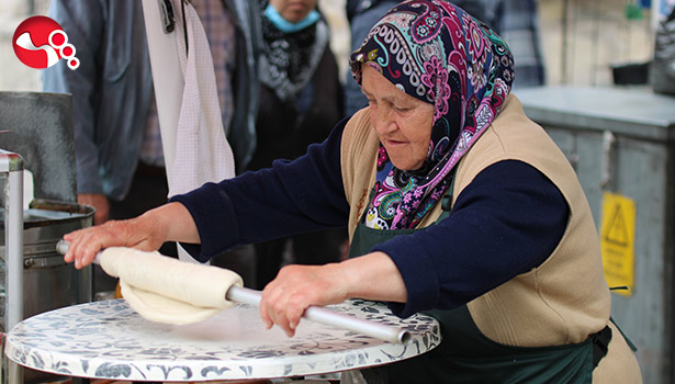 Mürvet Teyze siparişlere yetişemiyor