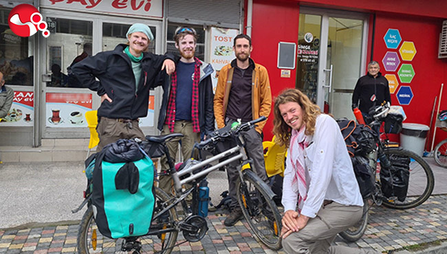 Bisikletle 15 bin kilometre…