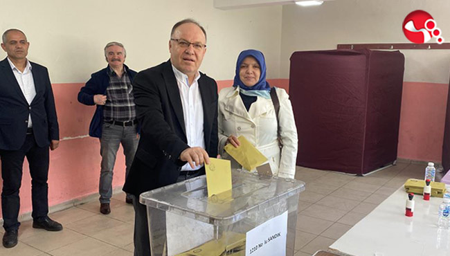 Vali Mustafa Tutulmaz oyunu kullandı