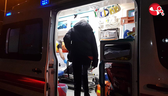 3araç birbirine girdi: Yaralılar var!