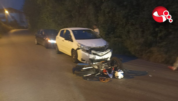 Otomobille Motosiklet çarpıştı: Yaralılar var