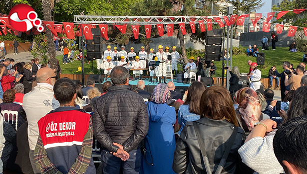 Madencilerden muhteşem konser