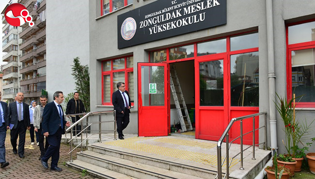 Rektör Özülçer, Zonguldak MYO'yu ziyaret etti