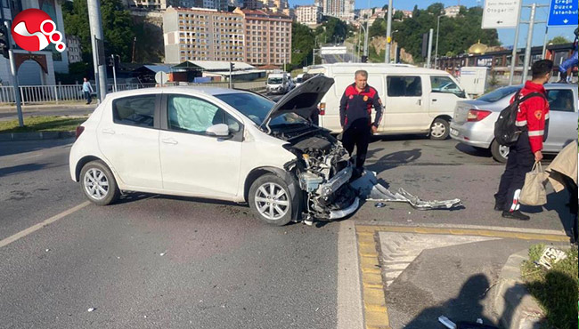 Otomobiller çarpıştı!..