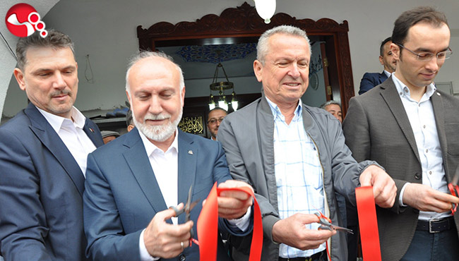 Merkez Cami dualarla açıldı