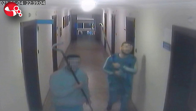 Levyelerle belediyenin kapılarını kırıp makama saldırdılar!