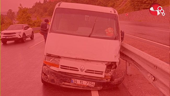 Bariyerlere çarparak durabildi: Yaralılar var!