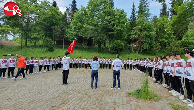 İzciler, “Kurtuluşa İlk Adım Kampı”nda buluştu…