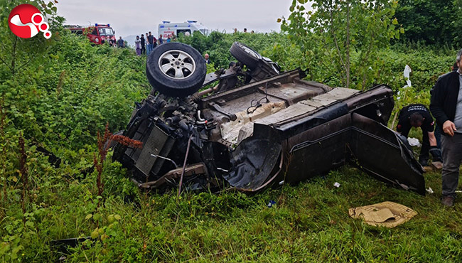 Tarlaya uçtu: 1’i ağır 3 yaralı