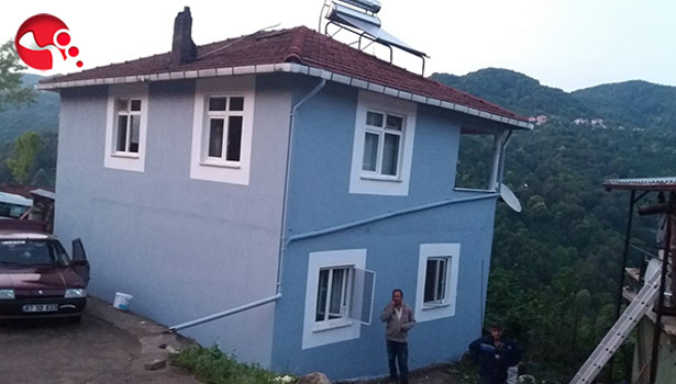 Yıldırım düştü