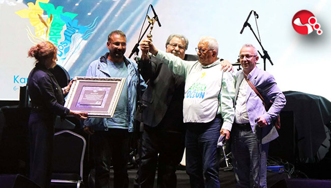 Türkiye'nin Nobel'i Usta Sanatçı Arif Sağ'a verildi...