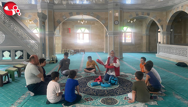 Hem Kur'an öğreniyor hem spor yapıyorlar…