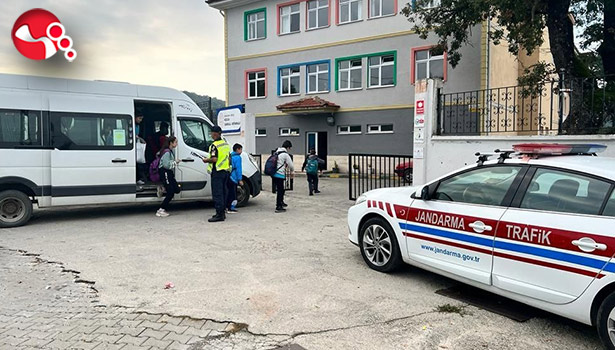 Servis araçları denetlendi