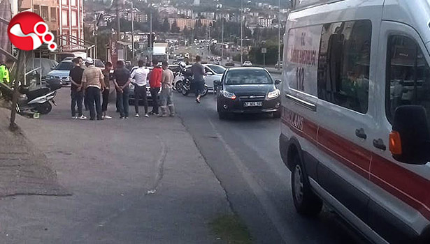 Motosikleti devirdi!..