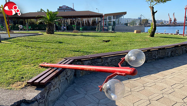 Vandallar iş başında…