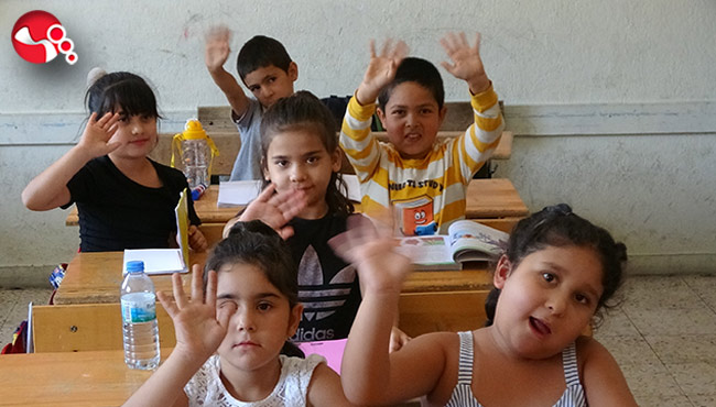 Depremin simgesi Ahmet Eren okula başladı