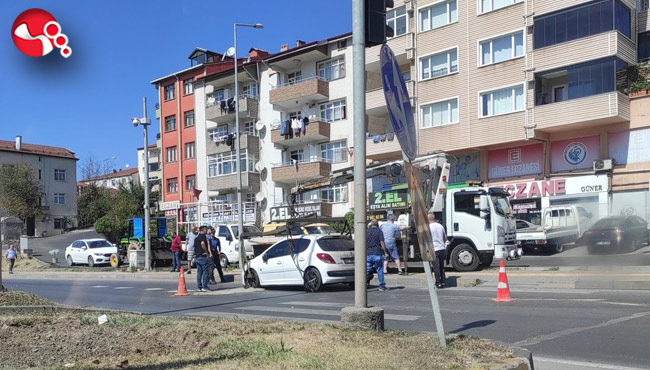 Kaldırıma çarparak durabildi!..