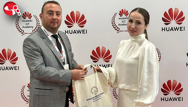 ZBEÜ Huawei Türkiye Bilişim Akademisi Zirvesinde yerini aldı