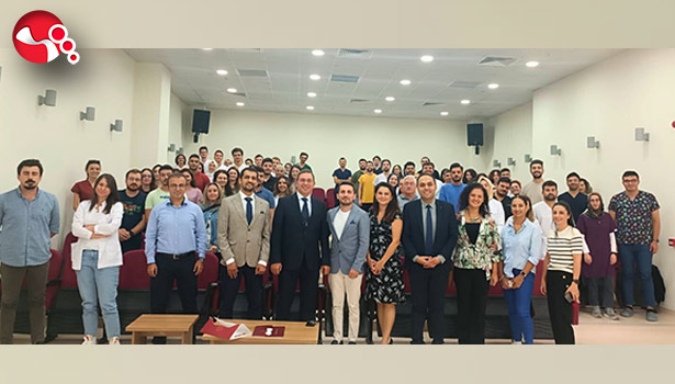 Bu konferansa büyük ilgi