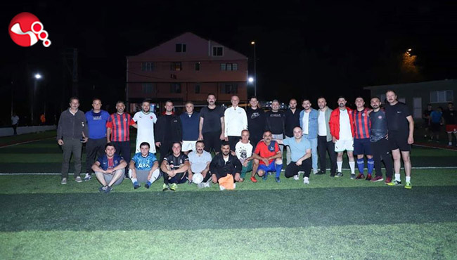 Dostluk maçında karşılaştılar...