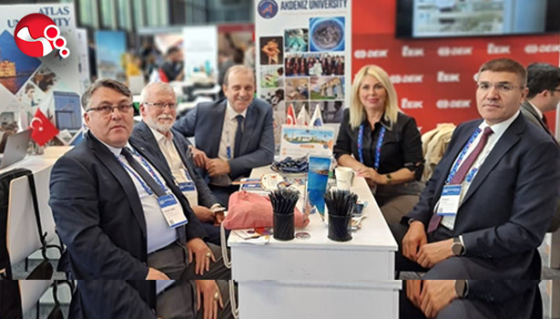 Rektör Özölçer, Avrupa’nın en büyük Yükseköğretim Fuarındaydı