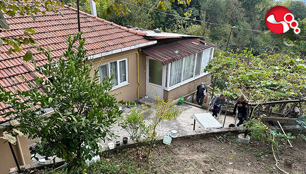 Evinde ölü bulundu