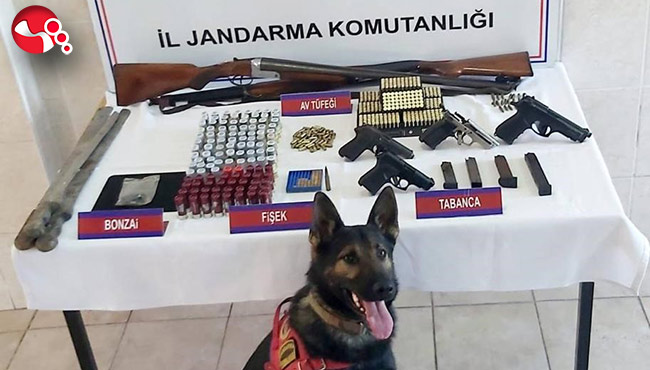 Evden cephanelik çıktı