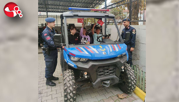 Öğrencilere jandarmayı anlattılar