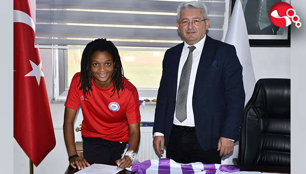 Yeni transferler imzayı attı