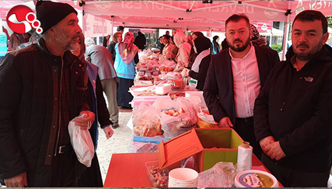 Filistin'e destek için Hayır Çarşısı kuruldu