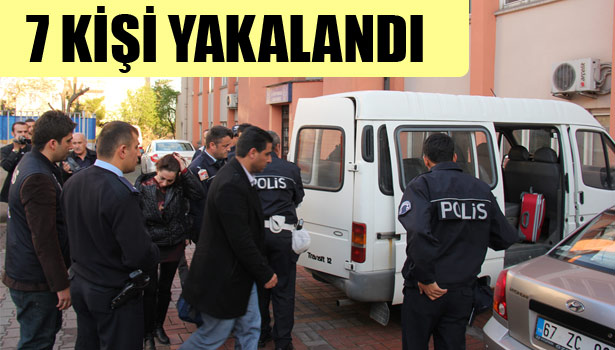 HAVALİMANINDA 7 KİŞİ SAHTE PASAPORTLA YAKALANDI