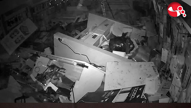 İş yeri sular altında kaldı: O anlar!