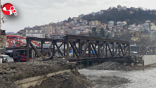 İstasyon Caddesinde yıkım tamamlandı