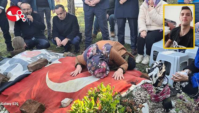 Mezar başında duygu dolu anlar yaşandı!..
