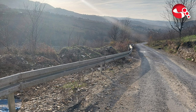 Çelik bariyerler yerleştiriliyor