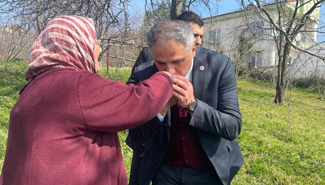 "Toplum yapımızın temel direği kadınlarımızın 8 Mart Dünya Kadınlar Günü’ kutlu olsun".”
