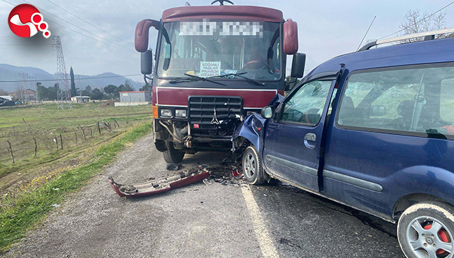 Kafa kafaya çarpıştılar!