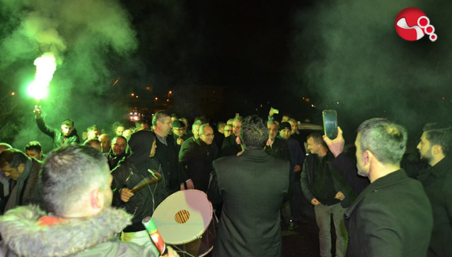 Sezer, davul zurnayla karşılandı