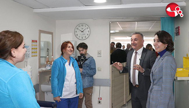 Sesli ve ekibi sağlıkçıları kutladı