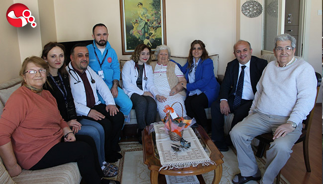 Yaşlıları Evlerinde ziyaret ettiler